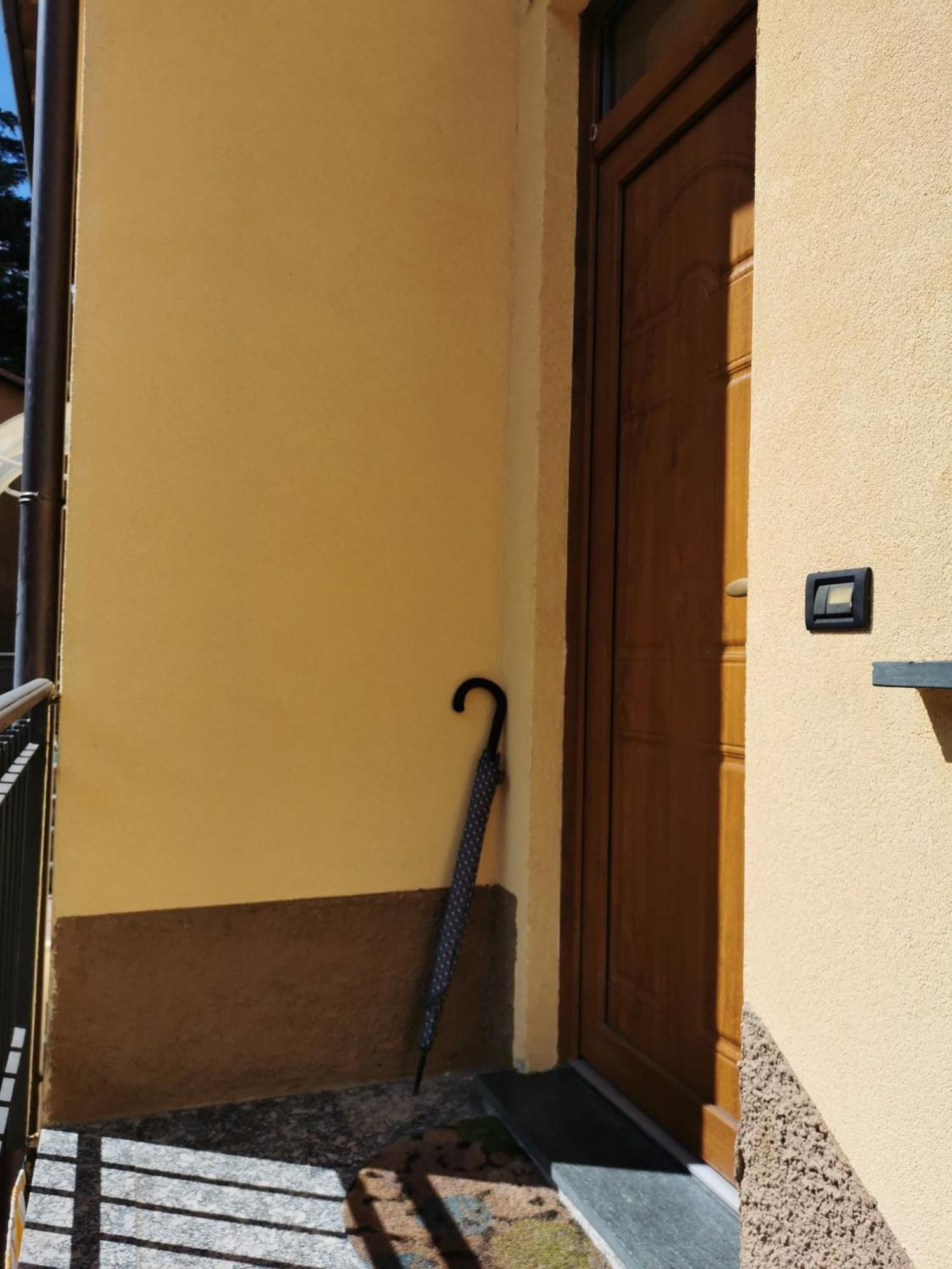 Casa Di Ale E Bea Apartment Dervio Exterior photo